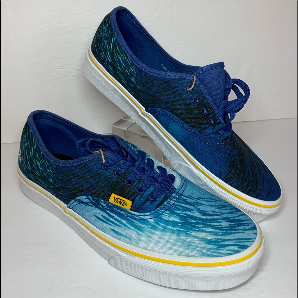 Authentic - Picture 10 of 12